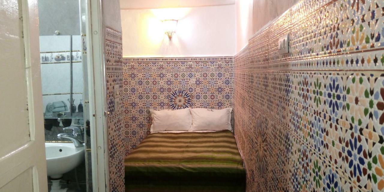 Dar Ouassim Hotel Fez Bagian luar foto